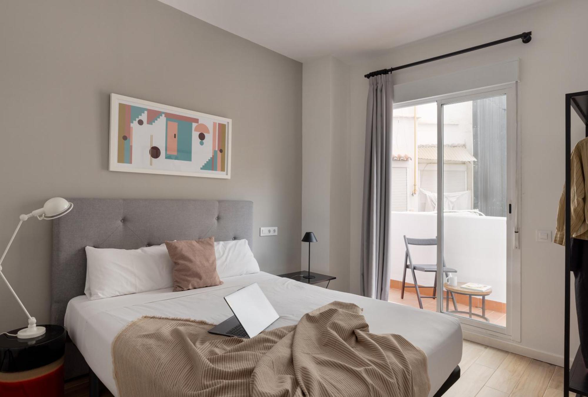Apartamentos Libere Valencia Abastos Экстерьер фото